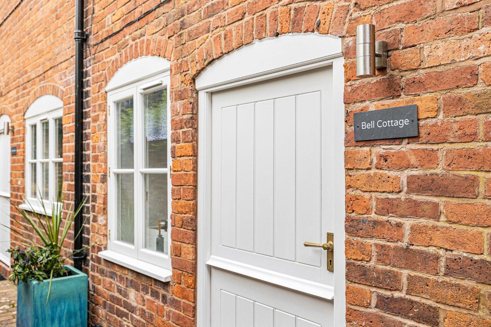 Bell Cottage By Ludlow Castle With Onsite Parking 外观 照片