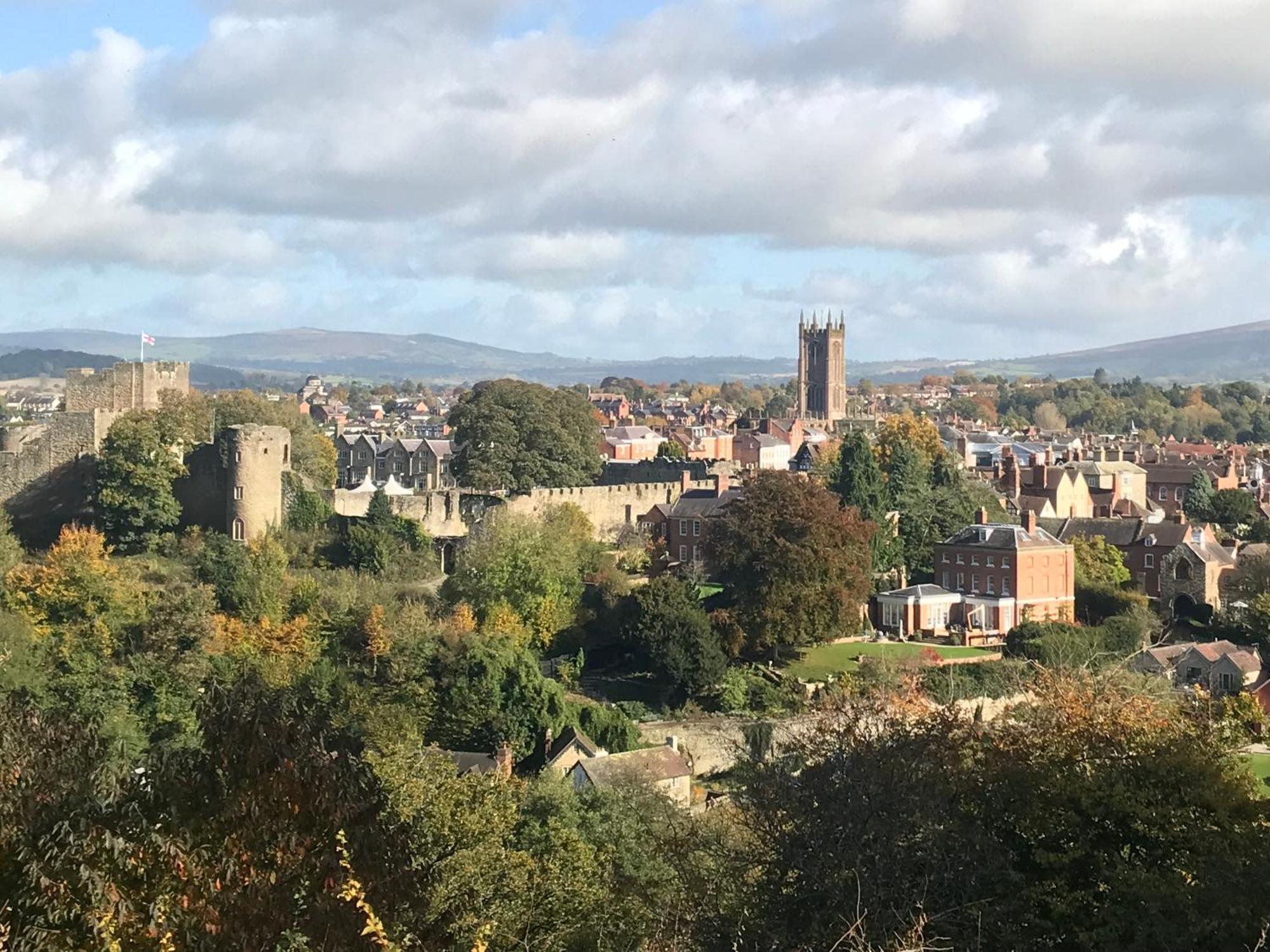Bell Cottage By Ludlow Castle With Onsite Parking 外观 照片